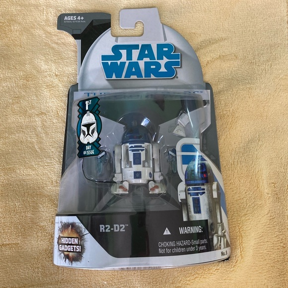 Star Wars Other - ✨3x HOST PICK✨ NIB Star Wars Clone Wars Artoo-Detoo R2-D2 action figure